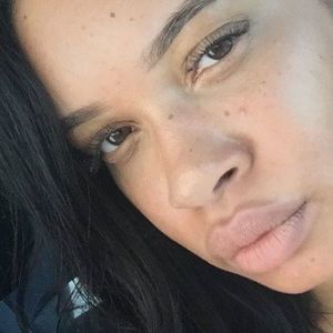 Meet your Posher, Imani